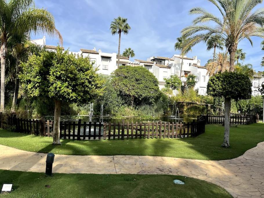 Costalita Beach Apartamento En Εστεπόνα Εξωτερικό φωτογραφία